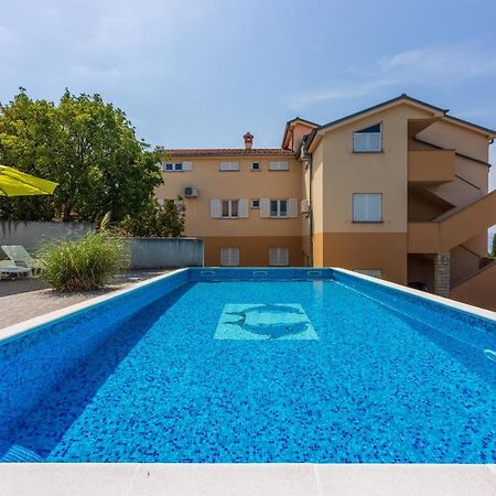 Apartmani Jaric Novi Vinodolski Buitenkant foto