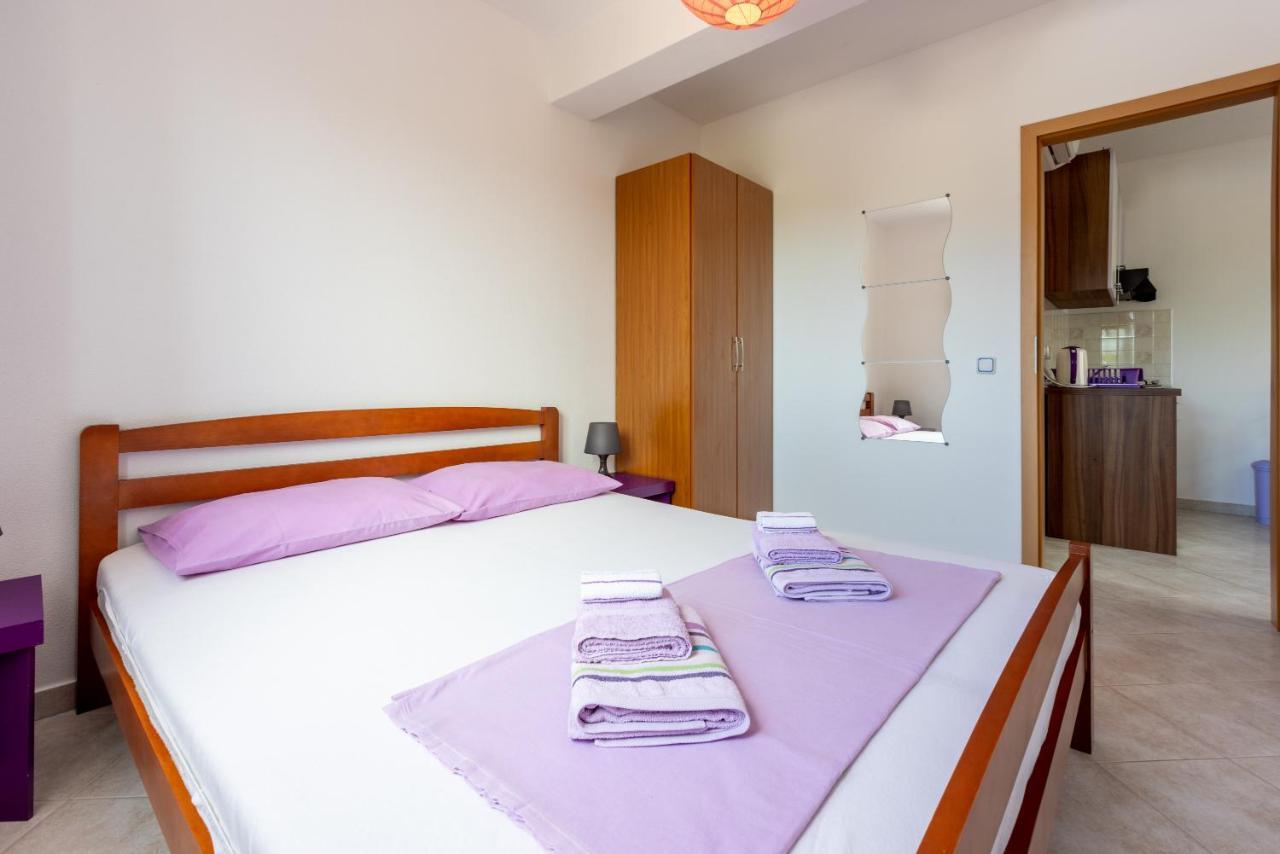 Apartmani Jaric Novi Vinodolski Buitenkant foto