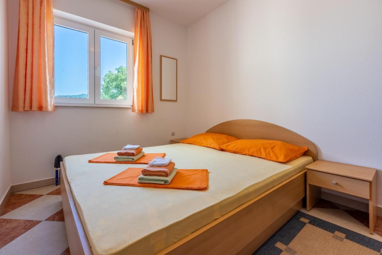 Apartmani Jaric Novi Vinodolski Buitenkant foto