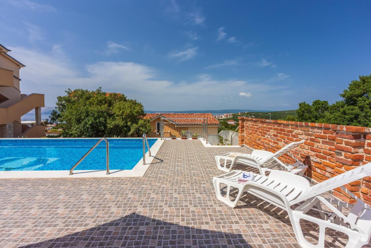 Apartmani Jaric Novi Vinodolski Buitenkant foto